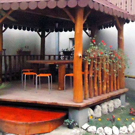 Helga House Hostel Τούρντα Εξωτερικό φωτογραφία