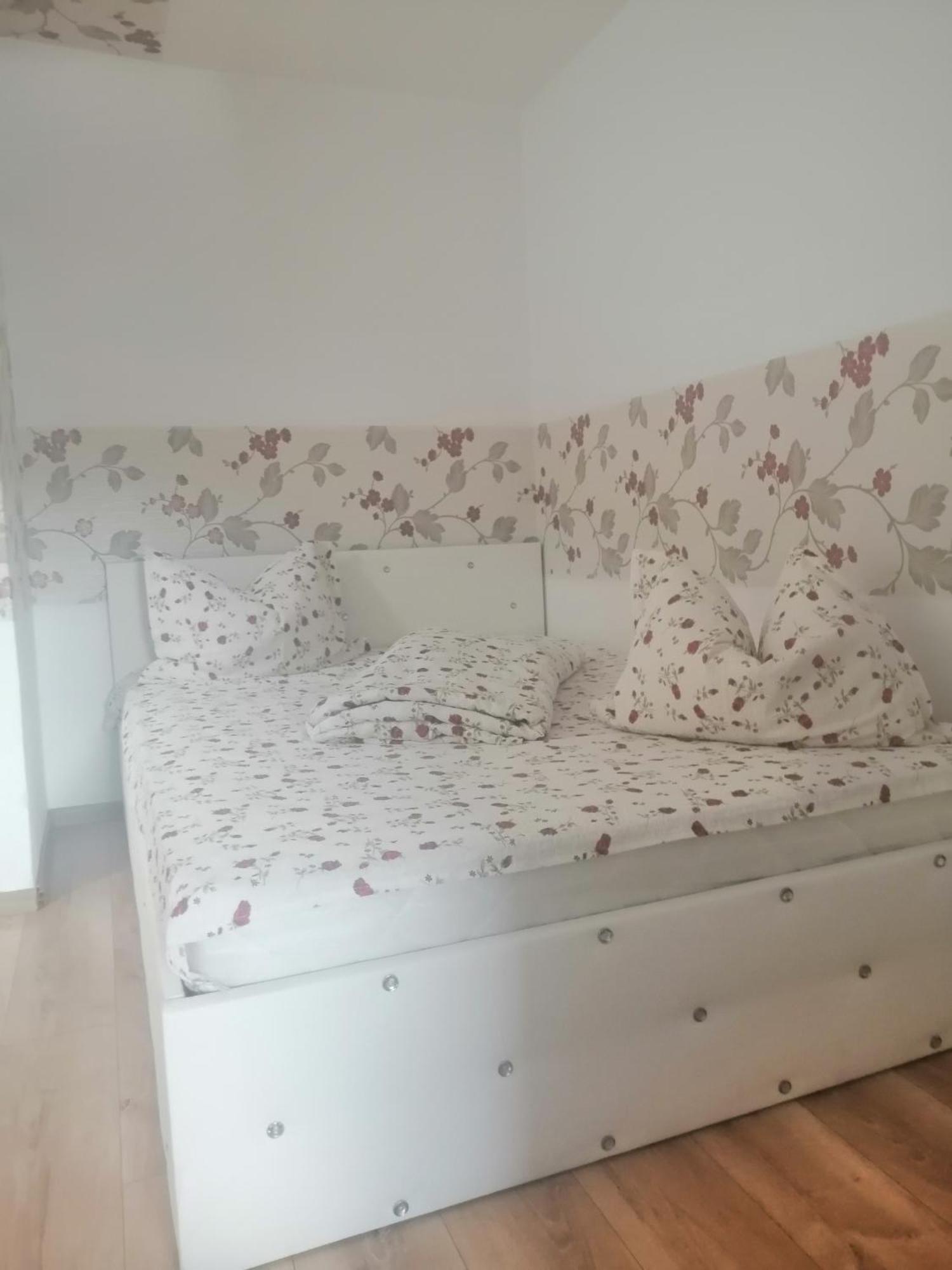Helga House Hostel Τούρντα Εξωτερικό φωτογραφία